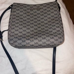 Michael Kors Cross Body Bag Gently Used